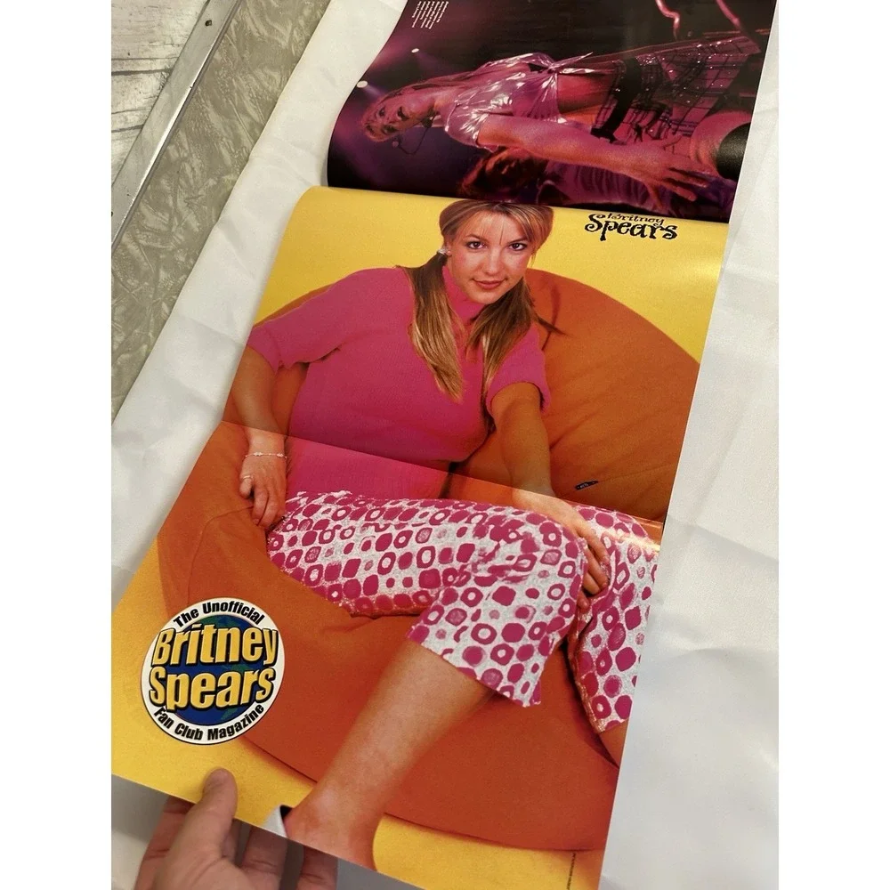 BRITNEY SPEARS 2000 Unofficial Fan Club Magazine Collector's Edition RARE